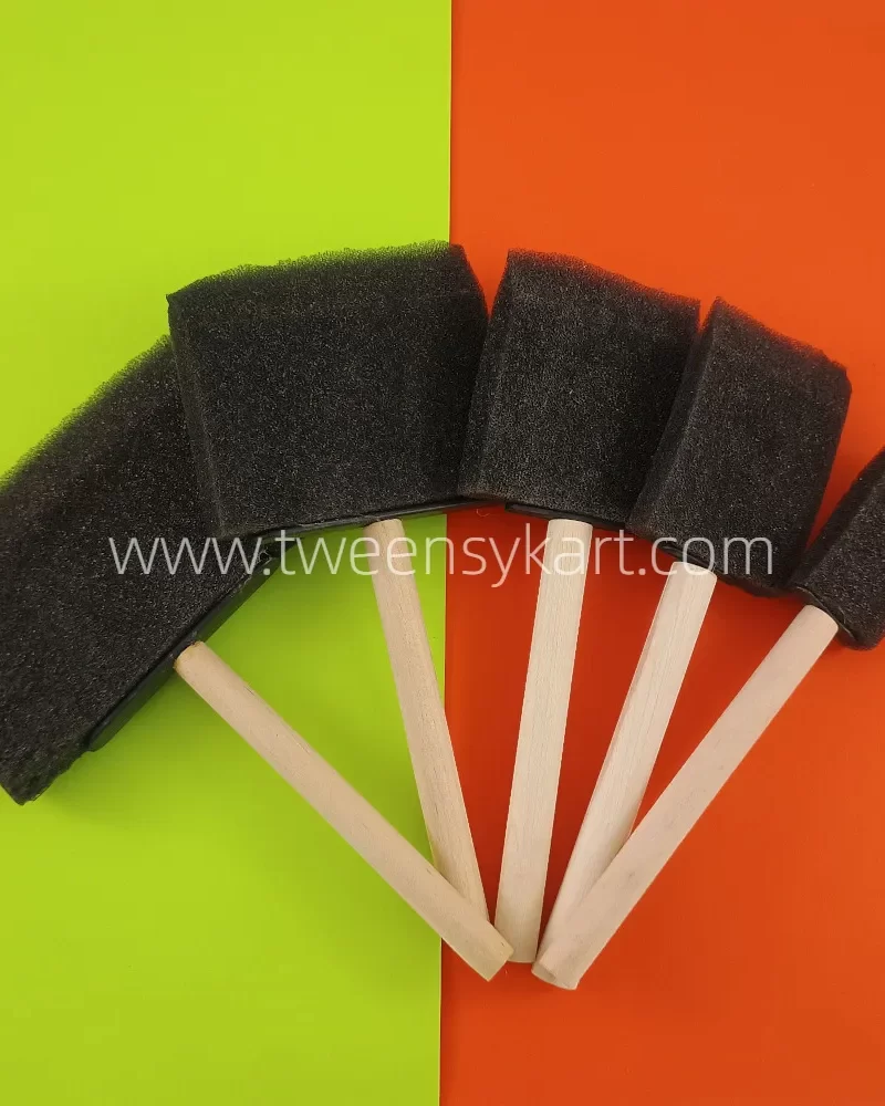 Black Flat Sponge Brushes With Wooden Stick To Hold