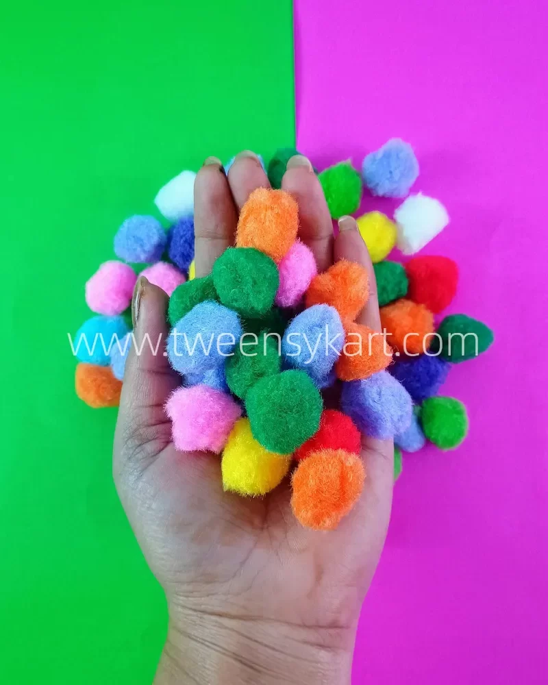 Medium Size Pompom Balls