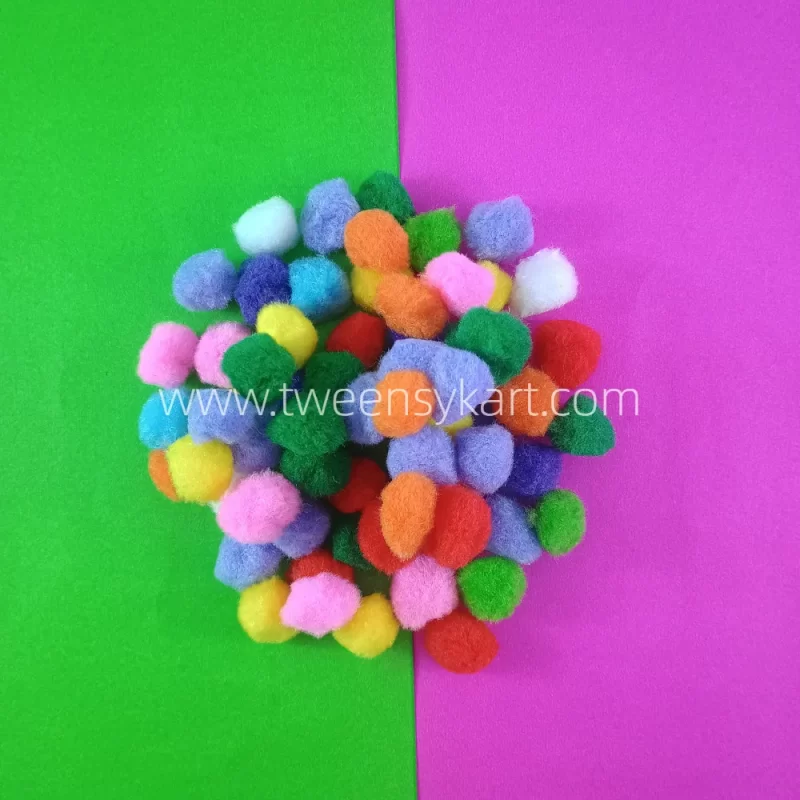 Medium Size Pompom Balls