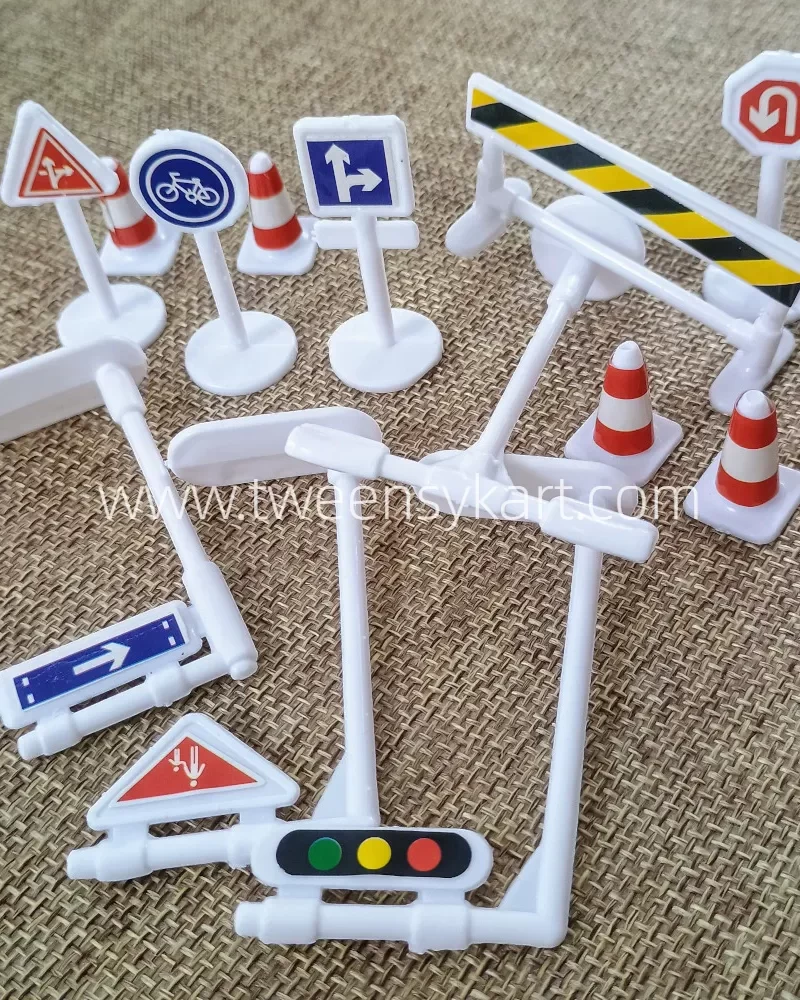 Plastic Traffic Signal Equipments