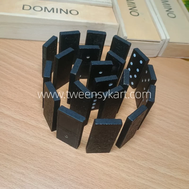 Wooden Dominoes With Wooden Box